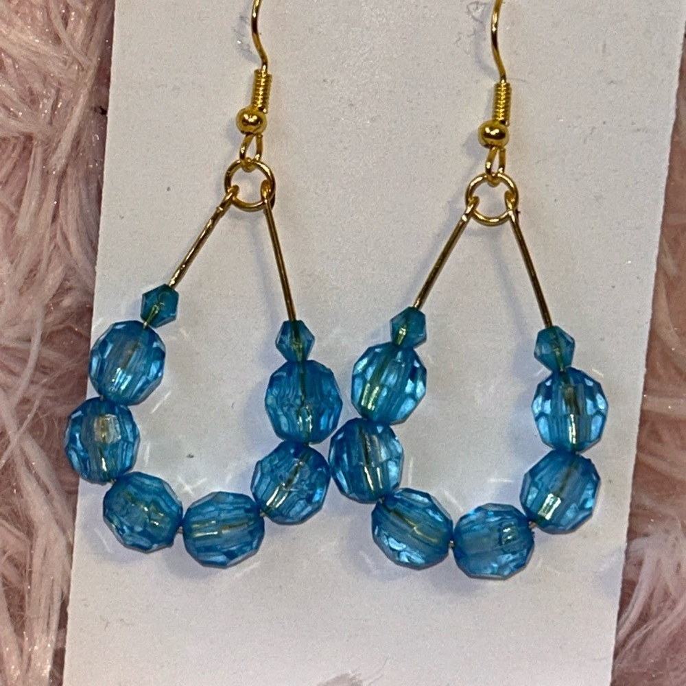 Chic Gold and Blue Beaded Earrings